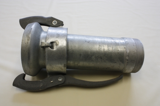 Perrot Type C75, Female coupling, male threaded. 