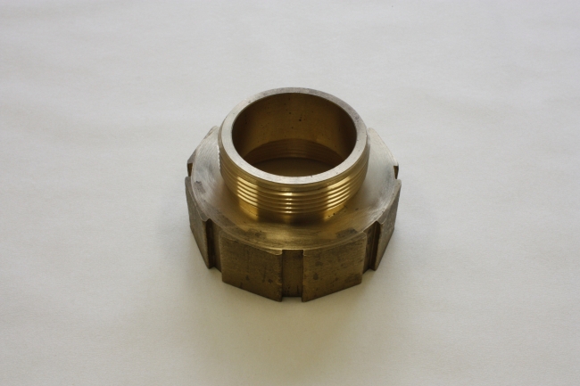 Lug Nut Type L174, Female coupling with reduced or the same male thread.